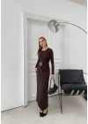 BEL DRAPE AKSESUAR DETAY UZUN SANDY ELBİSE KAHVE