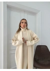 BOĞAZLI SIFIR KOL UZUN ELBİSE VE YELEKLİ İKİLİ TRİKO TAKIM KREM