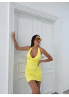 BOYUNDAN BAĞLAMALI DRAPELİ ELBİSE SARI