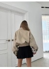 ÇİFT TORBA CEP BEL LASTİKLİ YAKA CIT CIT DETAY DERİ CEKET KREM 3134