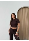 CROP VE PANTOLONLU BEL BAĞCIKLI TRİKO İKİLİ TAKIM KAHVE