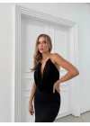 DEGAJE YAKA BOYUN AKSESUAR DETAY UZUN SANDY ELBİSE SİYAH