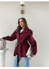 DİK YAKA OMUZ APOLETLİ BEL KUŞAKLI ASTARLI KAŞE KABAN BORDO