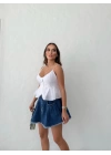 DÜĞME DETAY ASKILI BLUZ BEYAZ