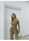 DÜŞÜK OMUZ BLUZ VE PANTOLONLU GOFRE İKİLİ TAKIM HAKİ