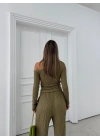 DÜŞÜK OMUZ BLUZ VE PANTOLONLU GOFRE İKİLİ TAKIM HAKİ