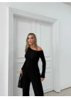 DÜŞÜK OMUZ BLUZ VE PANTOLONLU GOFRE İKİLİ TAKIM SİYAH