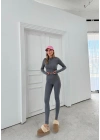 FERMUARLI PARMAK GEÇME DETAY BLUZ VE PANTOLONLU TAYT TAKIM GRİ