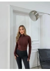 FERMUARLI PARMAK GEÇME DETAY CROP BLUZ KAHVE