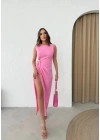 GİZLİ YIRTMAÇLI BEL AKSESUAR DETAY İÇ ASTARLI UZUN SIFIR KOL ELBİSE PEMBE