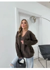 KALP NAKIŞ DETAY OVERSİZE TRİKO HIRKA ACI KAHVE