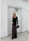 KARE YAKA ETEK TÜL DETAY UZUN ELBİSE SİYAH