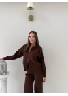 KAYIK YAKA ÇİFT FERMUARLI HIRKA VE PANTOLONLU TRİKO İKİLİ TAKIM KAHVE