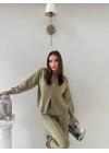 KAYIK YAKA ÇİFT FERMUARLI HIRKA VE PANTOLONLU TRİKO İKİLİ TAKIM HAKİ