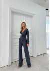 KRUVAZE YAKA AKSESUAR DETAY BLUZ VE PANTOLONLU İKİLİ TAKIM LACİVERT