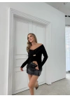 MADONNA YAKA AKSESUAR DETAY BLUZ SİYAH