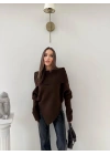 MADONNA YAKA ASİMETRİK DETAY KAZAK KAHVE