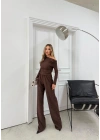 OMUZ DEKOLTE BLUZ VE PANTOLONLU SELANİK KUMAŞ İKİLİ TAKIM KAHVE