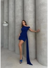 OMUZ DEKOLTE DETAY ETEK SAÇAKLI MİNİ ELBİSE SAKS