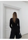PARMAK GEÇME DETAY TERS DİKİŞ BLUZ VE PANTOLONLU GOFRE İKİLİ TAKIM SİYAH