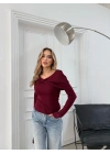 ŞAL YAKA ÖN BURGULU SELANİK KUMAŞ BLUZ BORDO