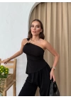 SANDY TEK OMUZ AKSESUAR DETAY BLUZ VE PANTOLONLU İKİLİ TAKIM SİYAH