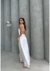 ASKILI SIRT DEKOLTE DETAY VİRAL SATEN ELBİSE BEYAZ