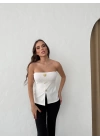 STRAPLEZ AKSESUAR DETAY YIRTMAÇLI OTTOMAN BLUZ BEYAZ