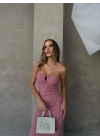 STRAPLEZ AKSESUAR DETAY GOFRE UZUN ELBİSE PEMBE