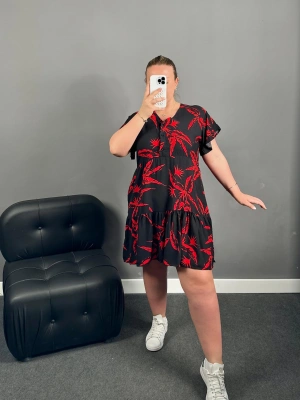 Düğme Detaylı Siyah Kırmızı Viskon Elbise