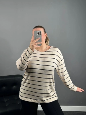 Krem Orijinal Marka Triko Kazak