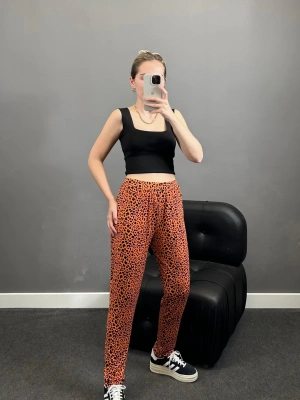 A Kalite Pamuklu Penye Turuncu Leopar Pijama Altı