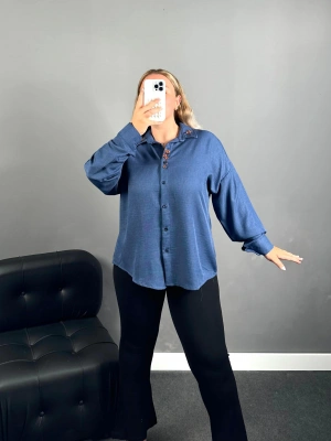 İndigo Oversize Çiçek Nakışlı Pamuklu Gömlek