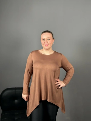 Kahverengi Etek Ucu Asimetrik Penye Bluz