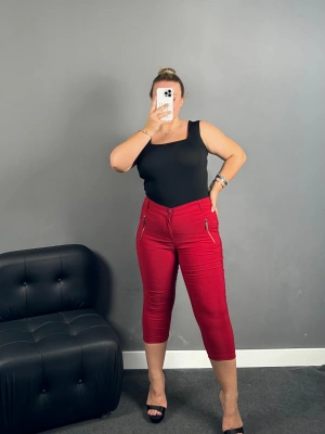 Kırmızı Likralı Kot Kapri