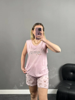 Sıfır Kol Ayıcıklı Şortlu Takım