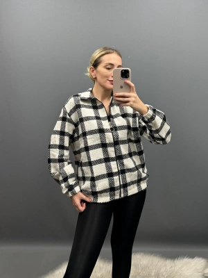 Siyah Beyaz Ekose Bomber Ceket