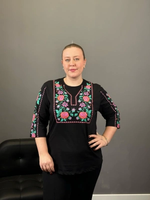 Siyah Renkli Etnik Baskılı Bluz