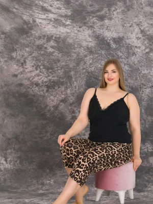 Üst Siyah Alt Leopar Kapri Takım