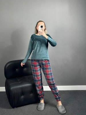 Yeşil Ekose Desenli Fransız Kadife Takım