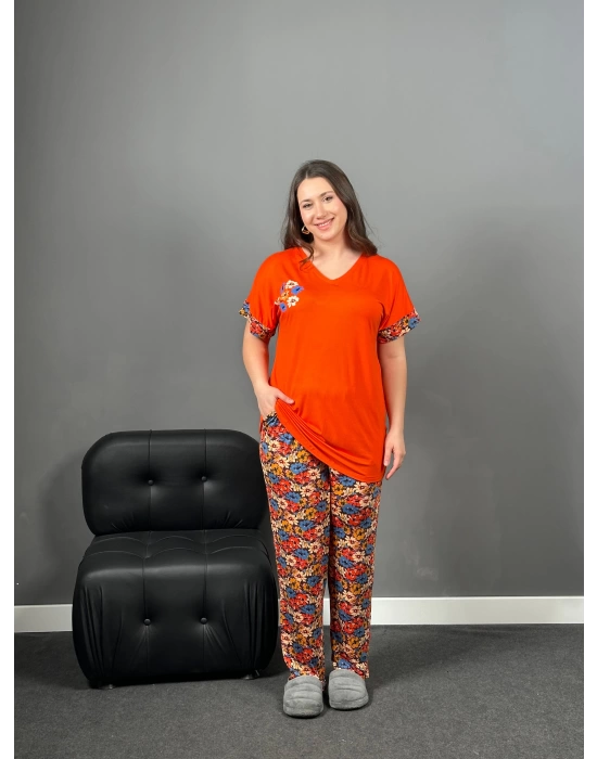 A Kalite Turuncu Renkli Papatyalı Pijama Takımı