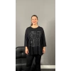 Siyah Oversize Minimalist Nakış Detaylı Tshirt