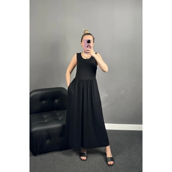 Sıfır Kol Siyah Pamuklu Likralı Elbise