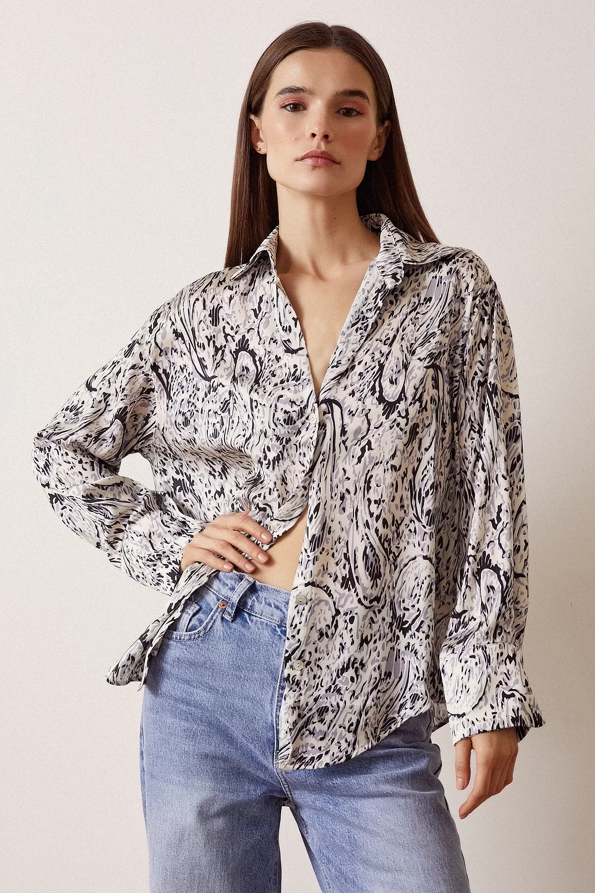 V-Neck Patterned Satin Blouse - Black