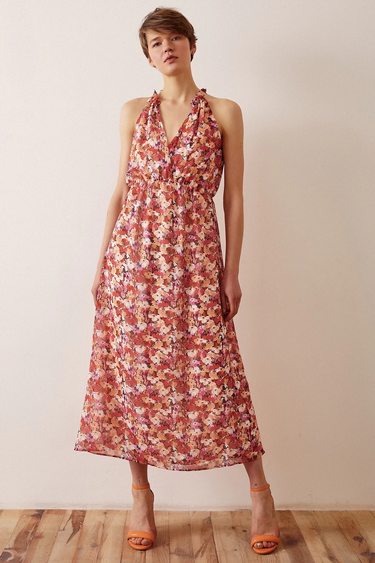 Floral Patterned Spaghetti Strap Dress - Cream
