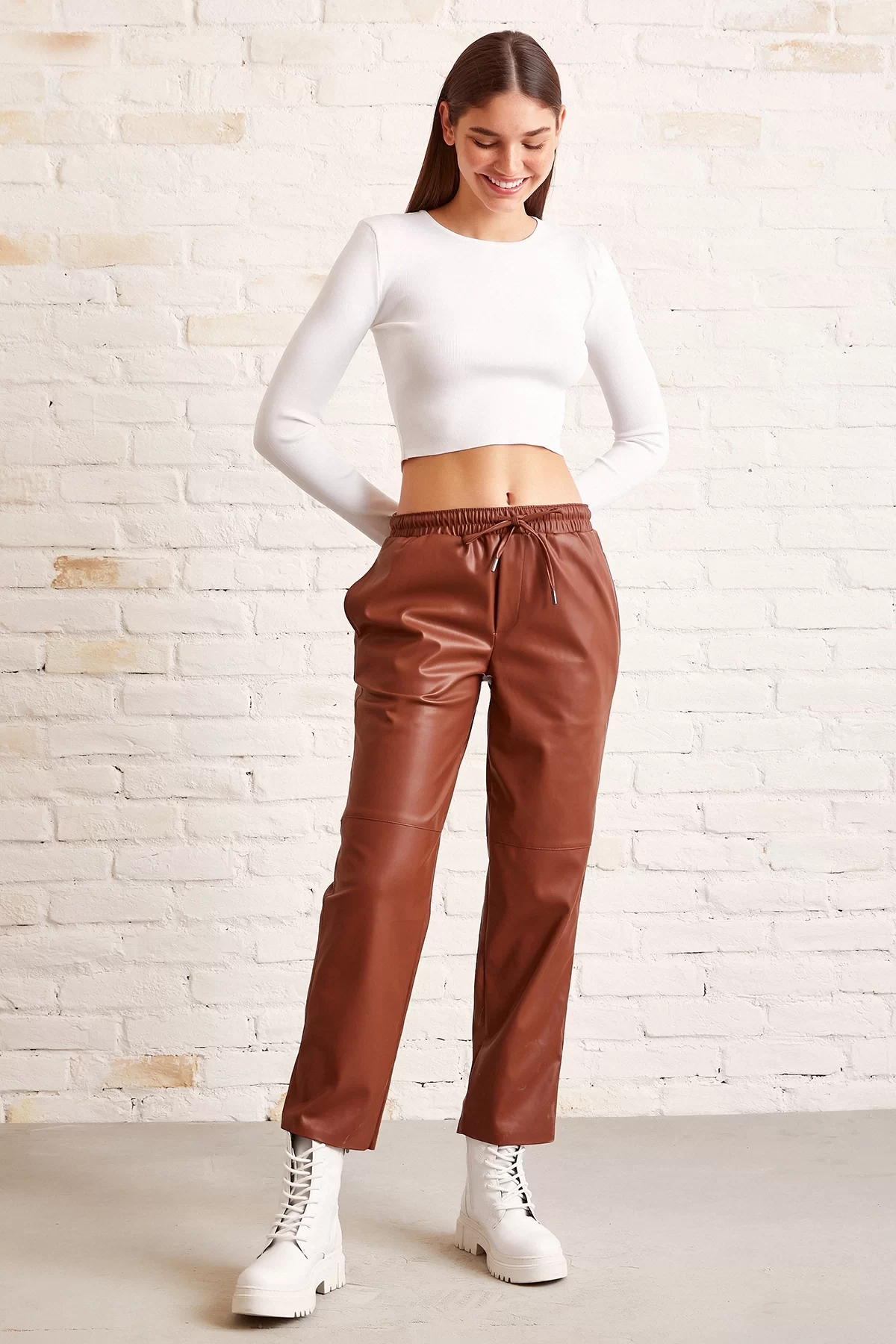 Lace-Up Leather Pants - Brown