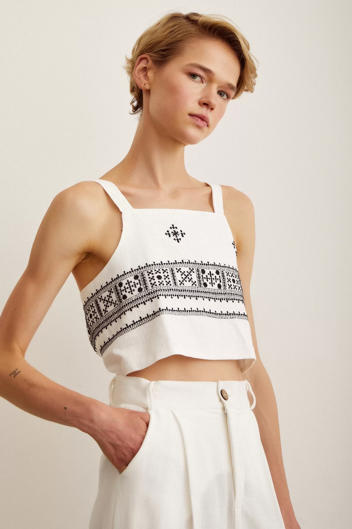 Back-Tied Embroidered Crop Top - White