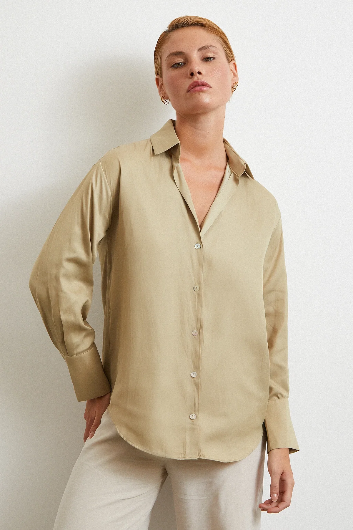Diagonal Pattern Shirt - Beige