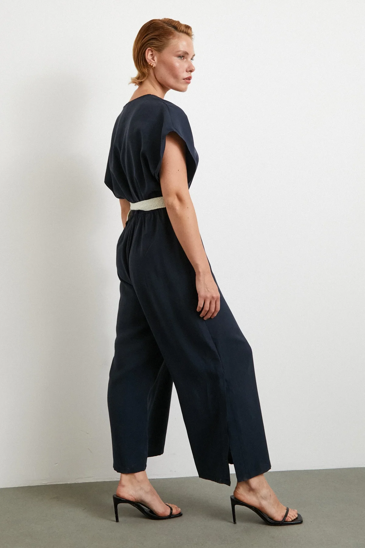 Belt Detailed Bat Sleeve Jumpsuit - Navy