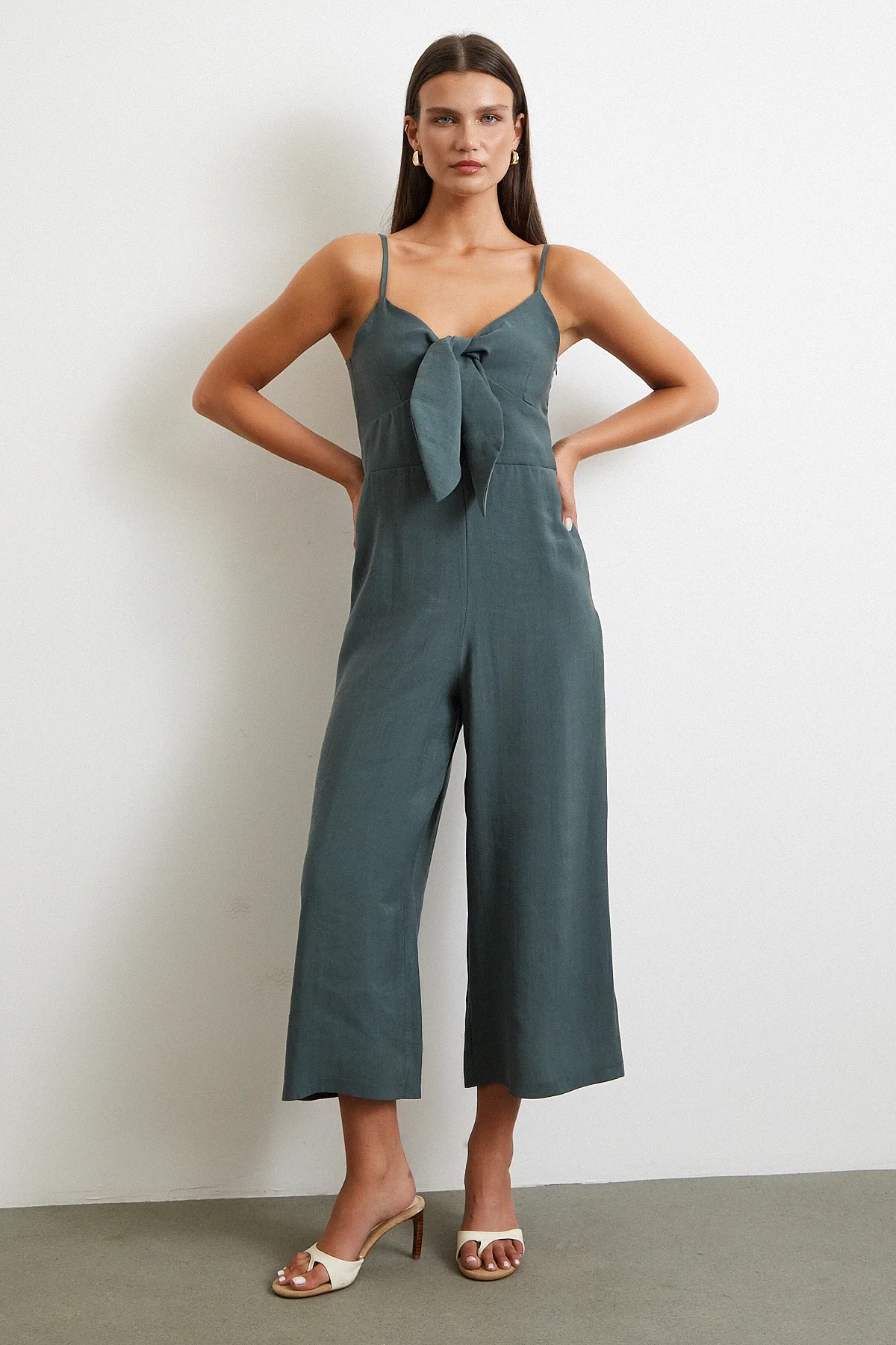 Fiyonklu Askılı Tulum - Yeşil